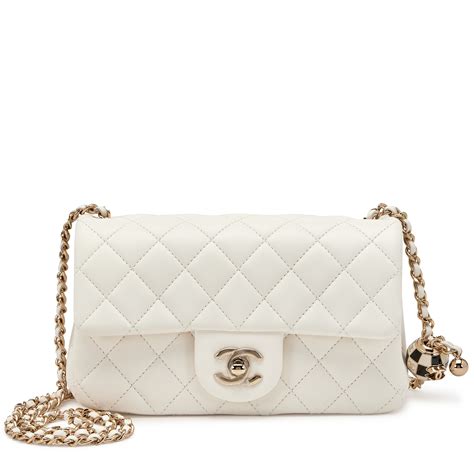 chanel flap bag white.